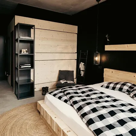 Hotel Bretterhotel Hofstetten bei Brienz