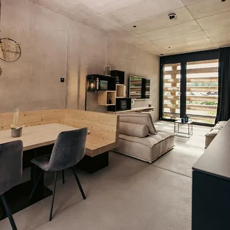 Bretterhotel Hotel Hofstetten bei Brienz