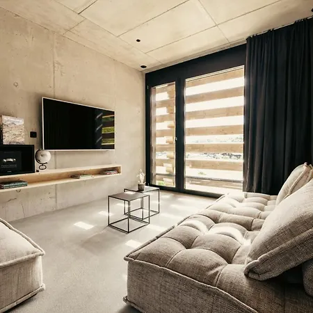 Bretterhotel Hotel