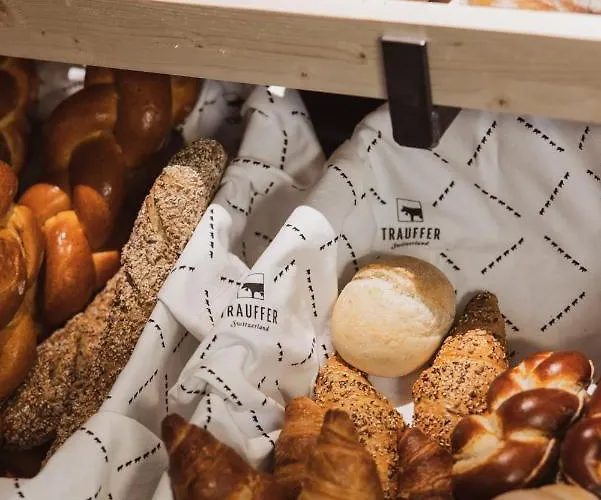 Bretterhotel Hofstetten bei Brienz