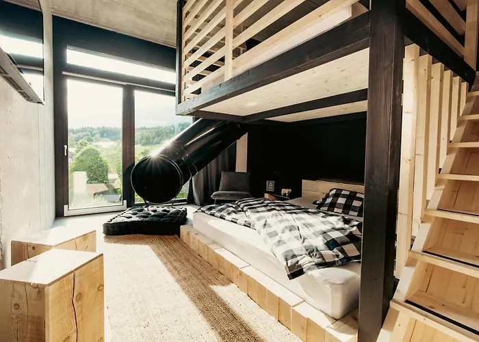 Hotel Bretterhotel 3*