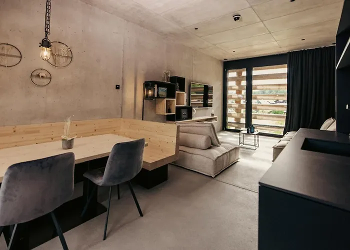 Bretterhotel Hotel Hofstetten bei Brienz