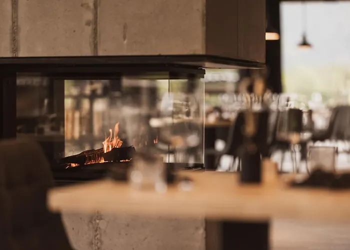 Hotel Bretterhotel 3*