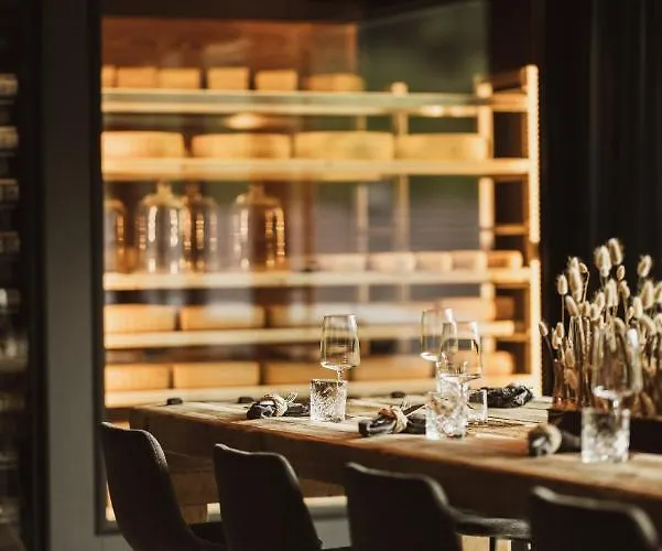 Bretterhotel Hotel 3*