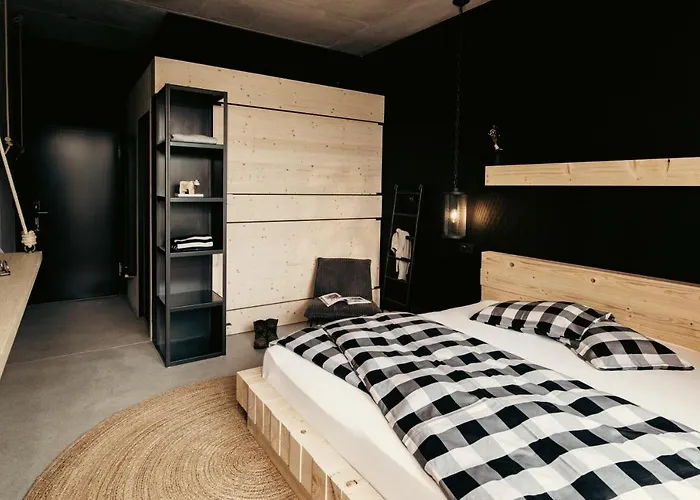 Otel Bretterhotel Hofstetten bei Brienz